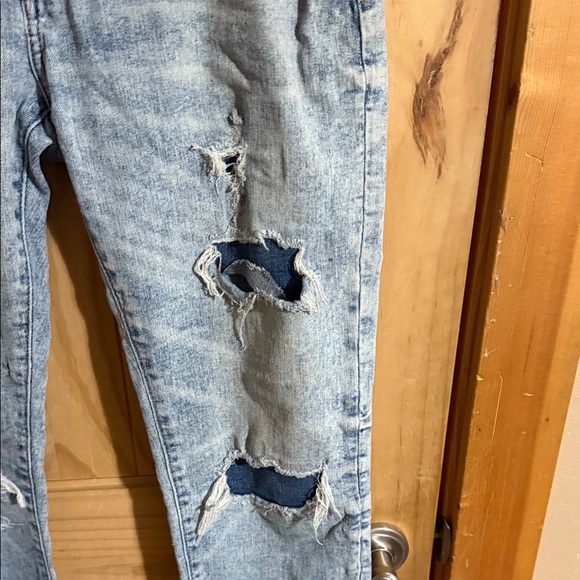 American Eagle Outfitters Light Blue Distressed Men's Athletic Skinny Jeans - Picture 5 of 8